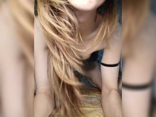 Your-Peachy-Dream live cam on BongaCams