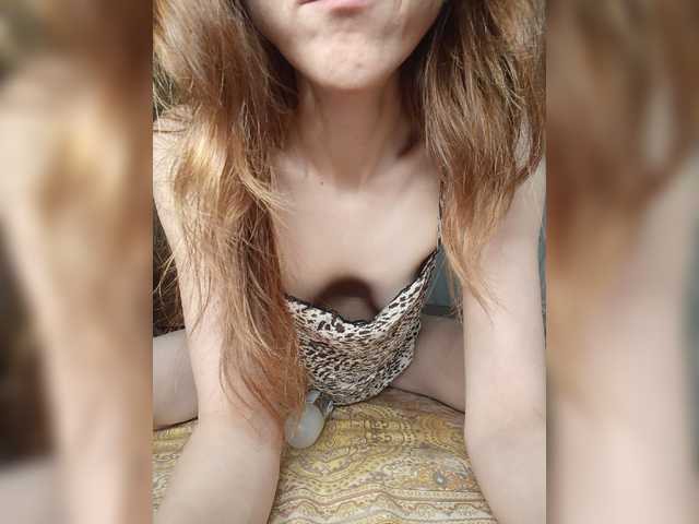 Your-Peachy-Dream live cam on BongaCams