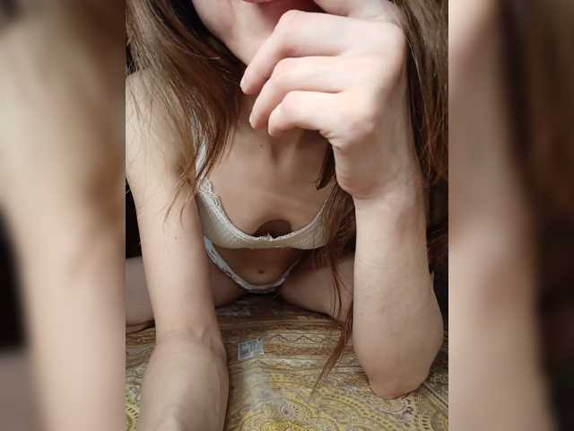Your-Peachy-Dream live cam preview