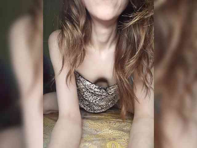 Your-Peachy-Dream webcam