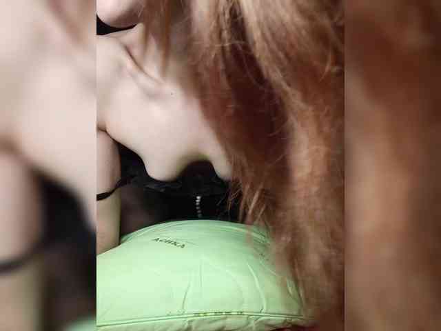 Your-Peachy-Dream Sex Cam Show
