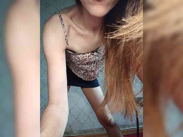 Your-Peachy-Dream webcam