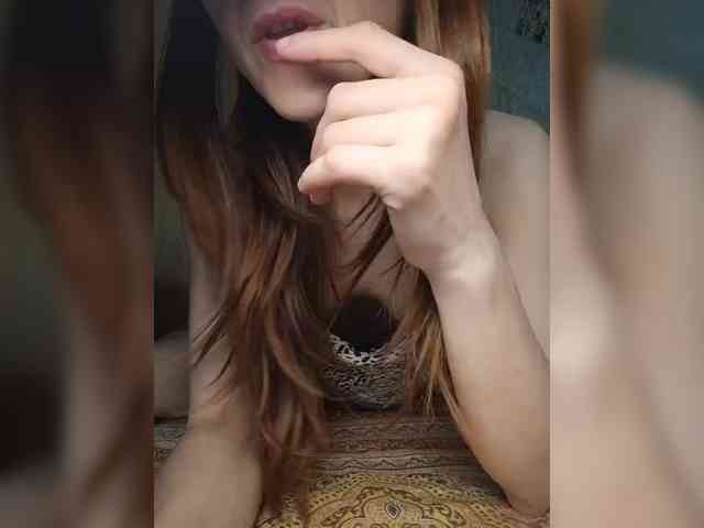 Your-Peachy-Dream webcam