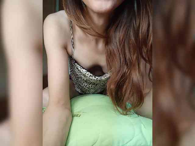 Your-Peachy-Dream Sex Cam Show