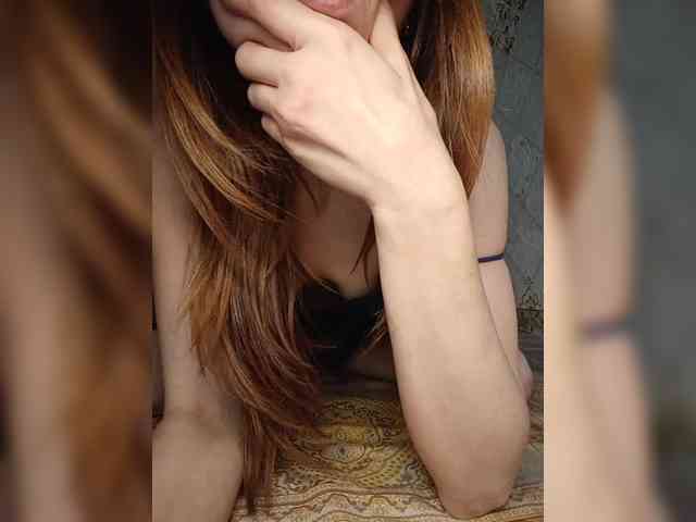 Your-Peachy-Dream webcam