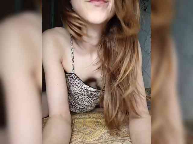 Your-Peachy-Dream webcam