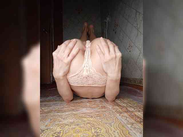 Your-Peachy-Dream Sex Cam Show