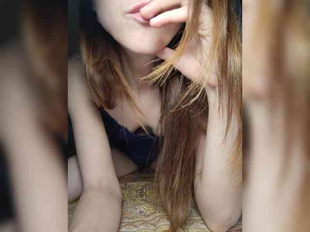 Your-Peachy-Dream webcam