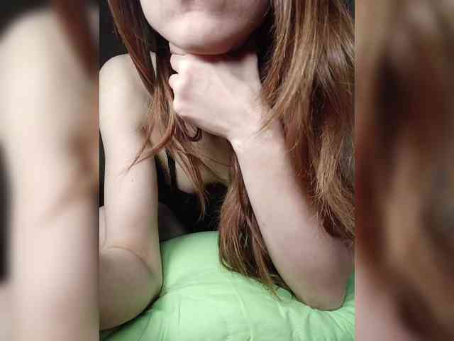 Your-Peachy-Dream webcam