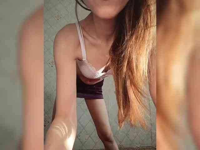 Your-Peachy-Dream webcam