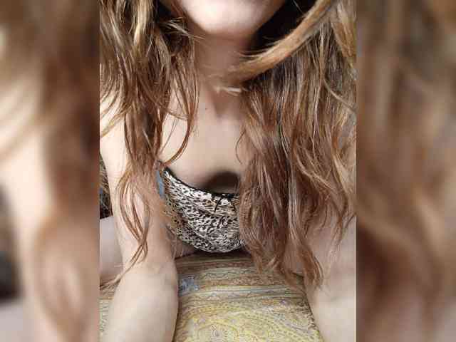 Your-Peachy-Dream webcam