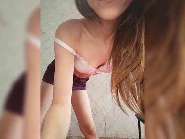 Your-Peachy-Dream webcam