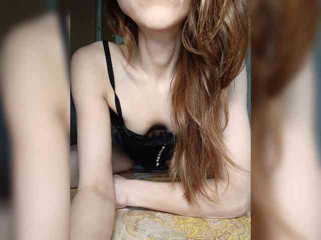 Your-Peachy-Dream webcam
