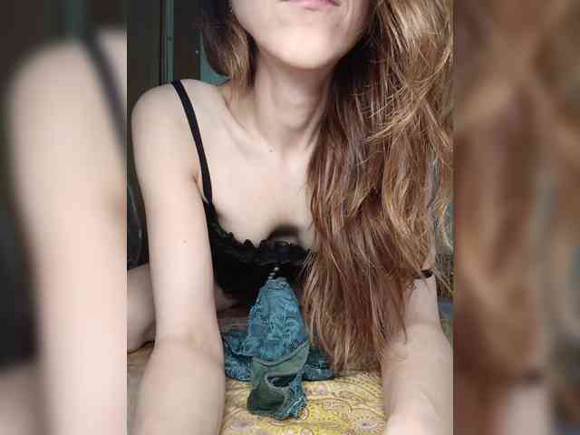 Your-Peachy-Dream webcam