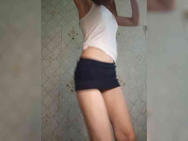 Your-Peachy-Dream webcam