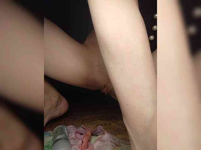 Your-Peachy-Dream webcam