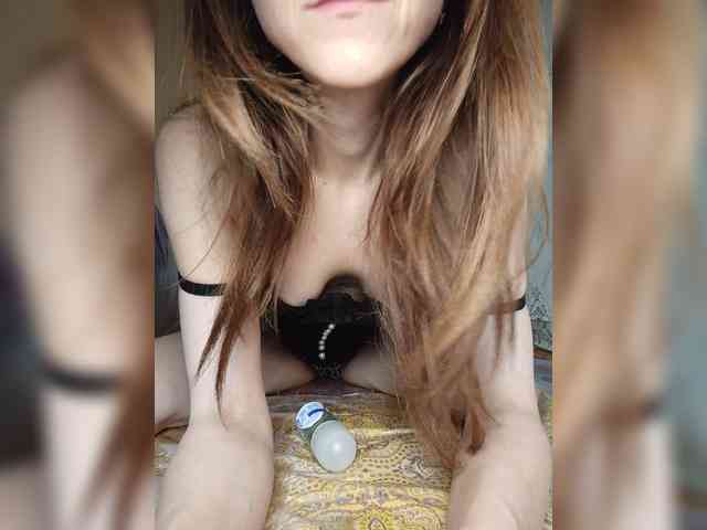 Your-Peachy-Dream webcam