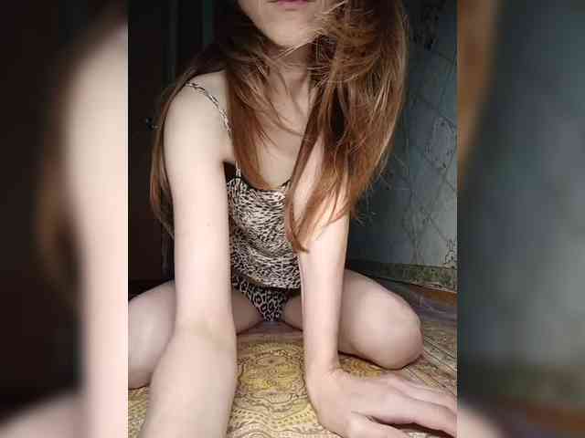 Your-Peachy-Dream webcam