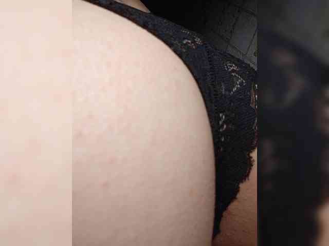 Your-Peachy-Dream webcam