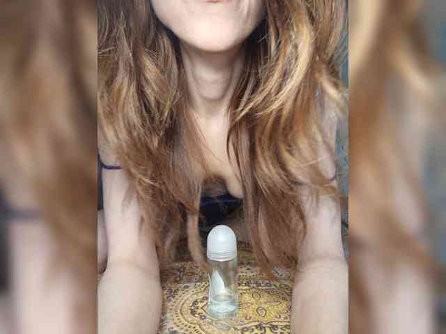 Your-Peachy-Dream webcam