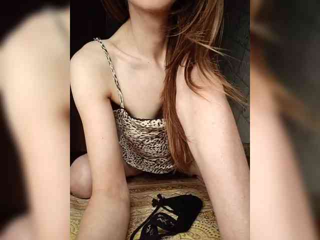 Your-Peachy-Dream webcam