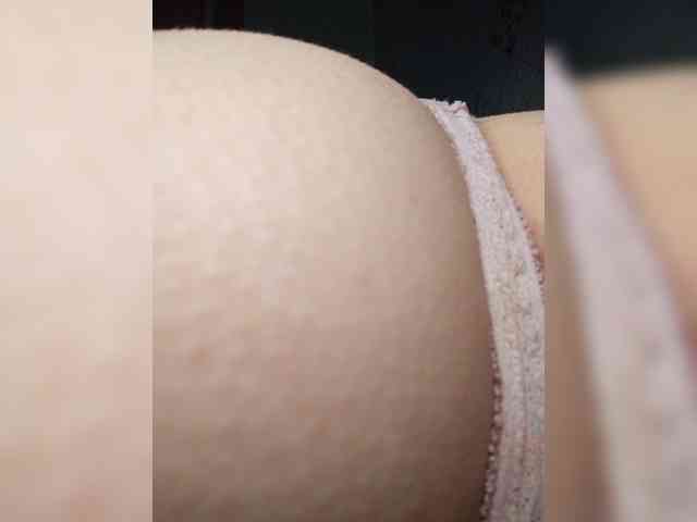 Your-Peachy-Dream webcam