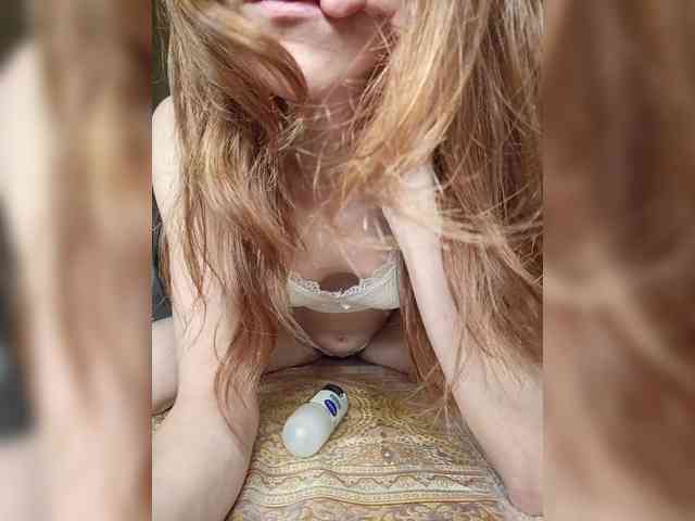 Your-Peachy-Dream webcam