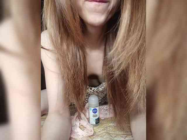 Your-Peachy-Dream webcam