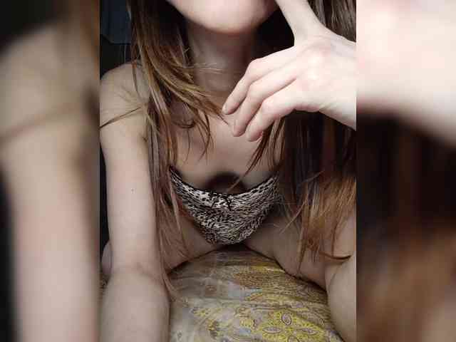 Your-Peachy-Dream webcam