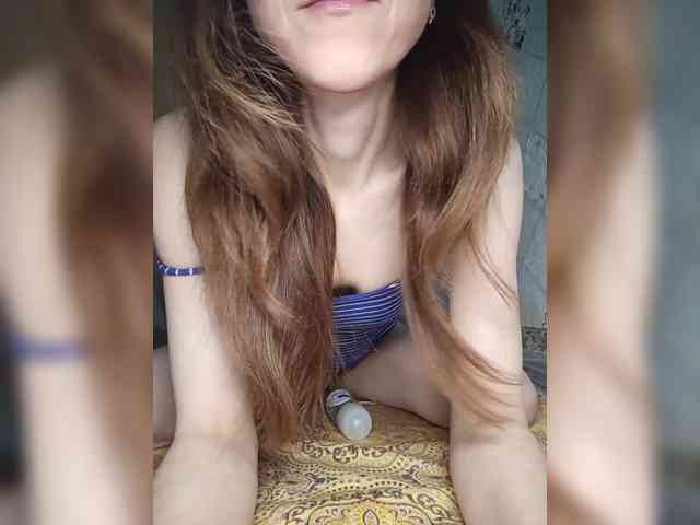 Your-Peachy-Dream webcam