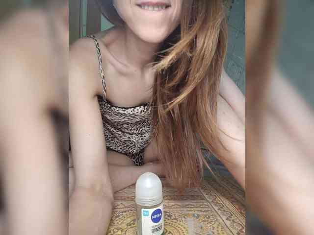Your-Peachy-Dream webcam