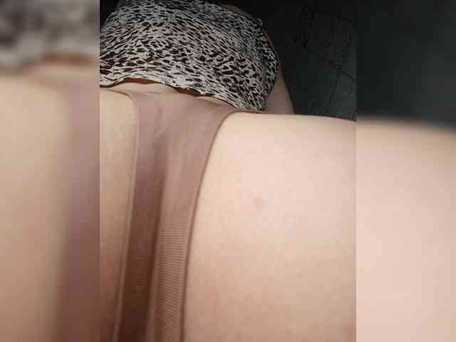 Your-Peachy-Dream webcam