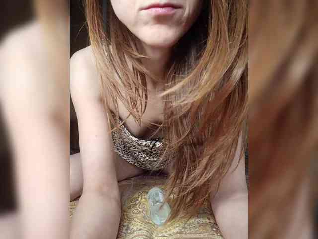 Your-Peachy-Dream webcam