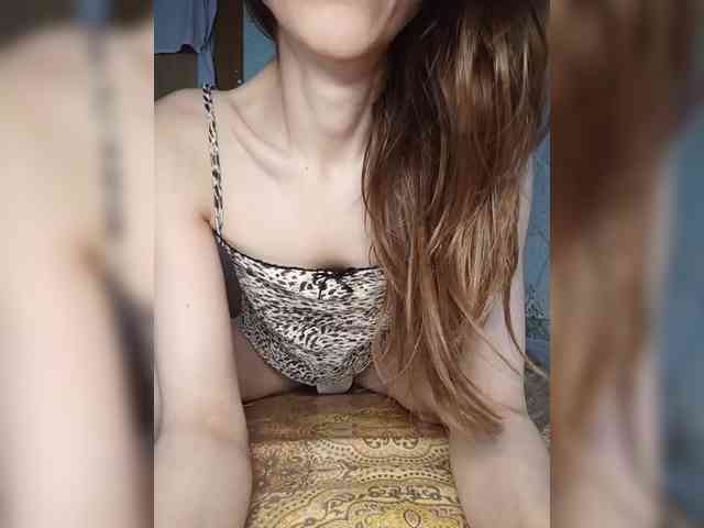 Your-Peachy-Dream webcam