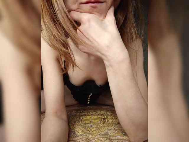 Your-Peachy-Dream Sex Cam Show