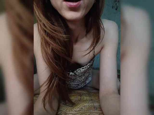 Your-Peachy-Dream webcam