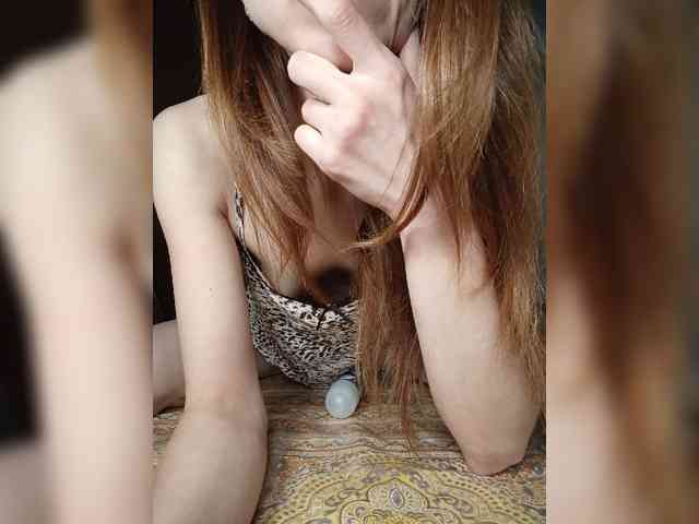 Your-Peachy-Dream Sex Cam Show