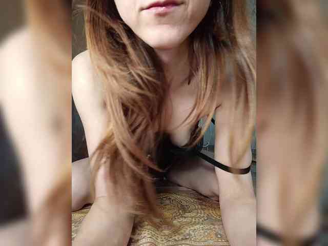 Your-Peachy-Dream webcam