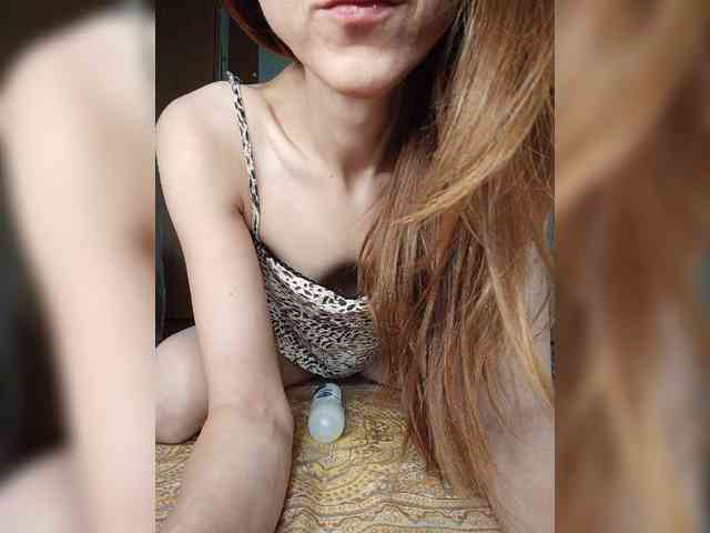 Your-Peachy-Dream webcam