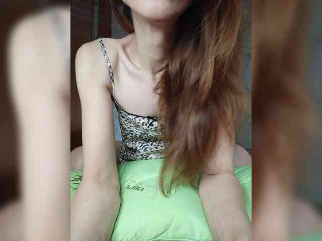 Your-Peachy-Dream webcam