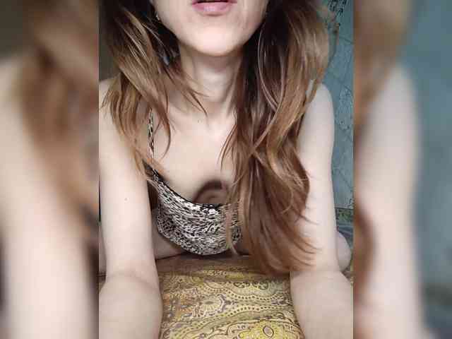 Your-Peachy-Dream webcam