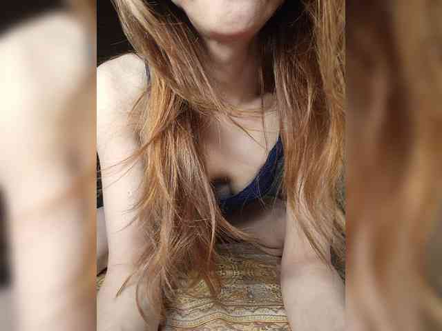 Your-Peachy-Dream webcam