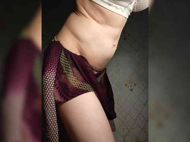Your-Peachy-Dream Sex Cam Show