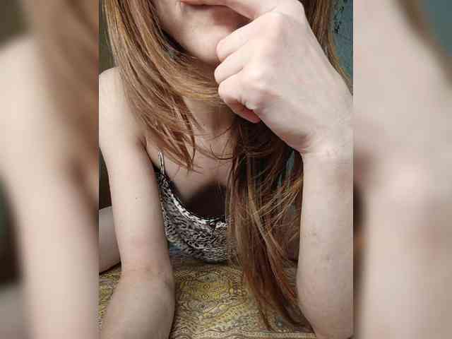 Your-Peachy-Dream webcam