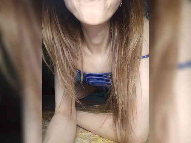 Your-Peachy-Dream webcam