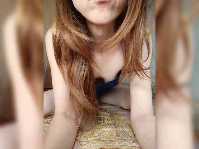 Your-Peachy-Dream webcam