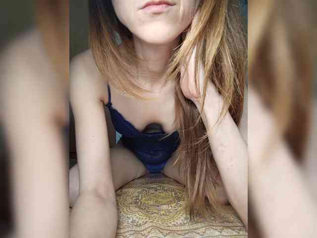 Your-Peachy-Dream webcam