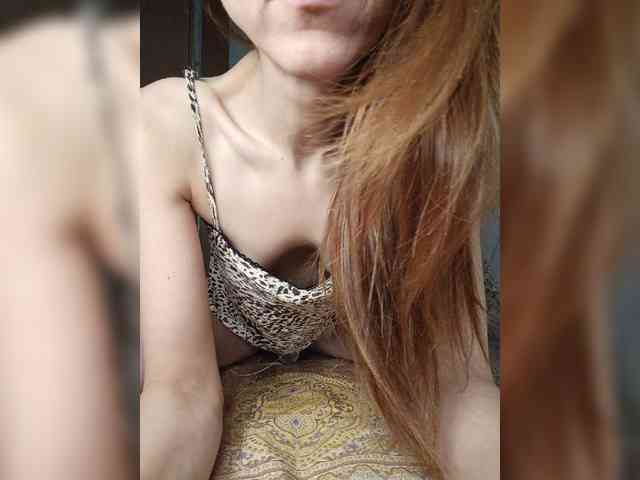 Your-Peachy-Dream webcam