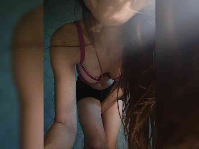 Your-Peachy-Dream webcam