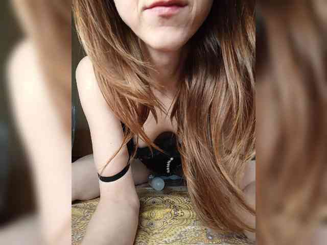 Your-Peachy-Dream webcam